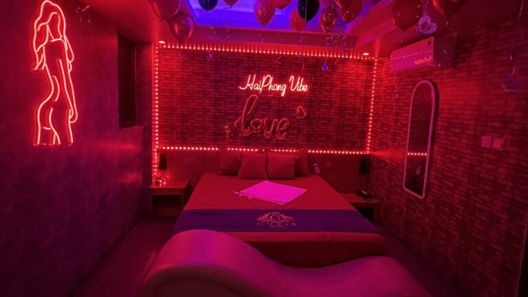 Cozi 9 Hải Phòng- Phòng Red (Red Room)