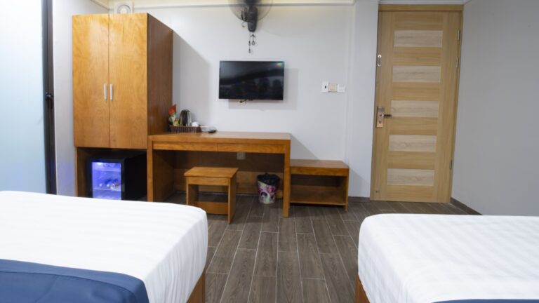 Cozi 9 Hải Phòng- Phòng tiêu chuẩn 2 giường (Standard Twin Room)